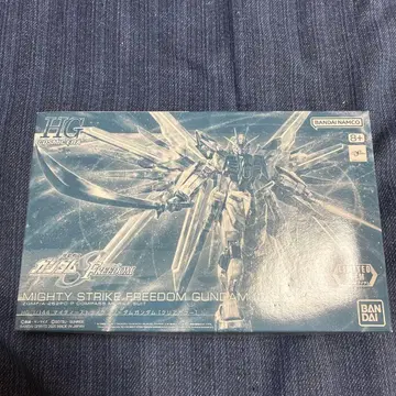 HG 1/144 마이티 스트라이크 프리덤 건담 클리어 컬러