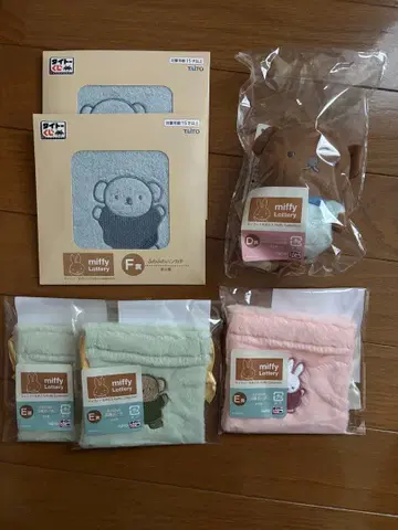 미피 다이토 복권 손수건 2개 복조리 파우치 3개 마스코트 배지 1개