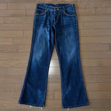 00s 부츠컷 데님 플레어 데님 헤이세이 y2k 시크 스타일