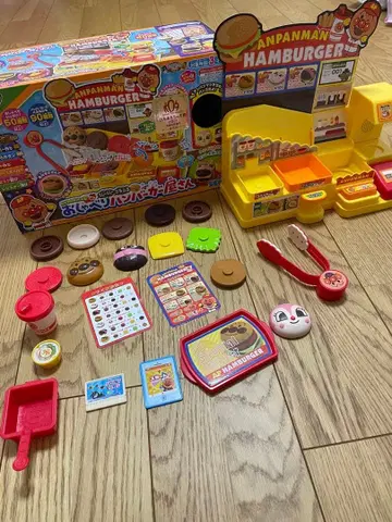 재잘재잘 햄버거 가게