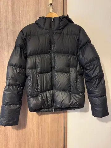 PYRENEX 블랙 다운 자켓 M