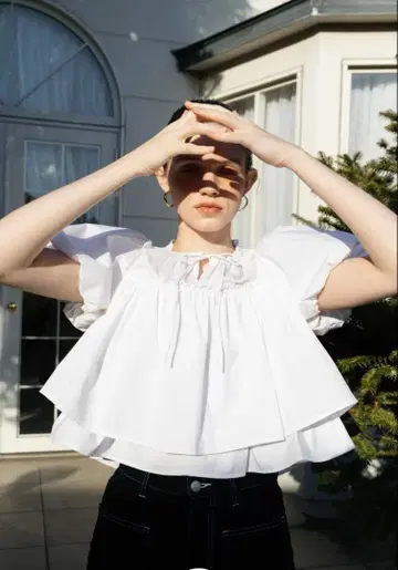 THE TOE Porto Puff Blouse White