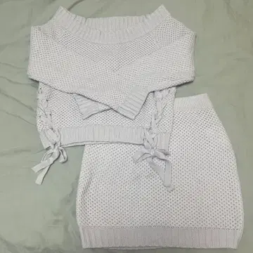 오프숄더 니트 셋업 라벤더 연보라 리본 뜨개질