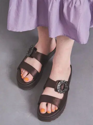 새틴 비쥬 샌들 (브라운)