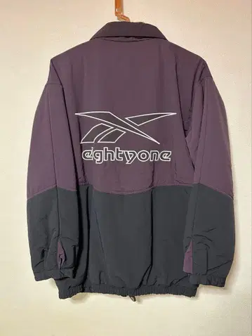 Reebok eightyone 우븐 트랙 자켓 다크 퍼플