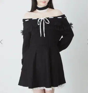 AnkRouge 튤 프릴 오프숄더 니트 OP