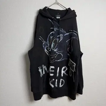 549 guernika Black Graphic Hoodie WEIRD
