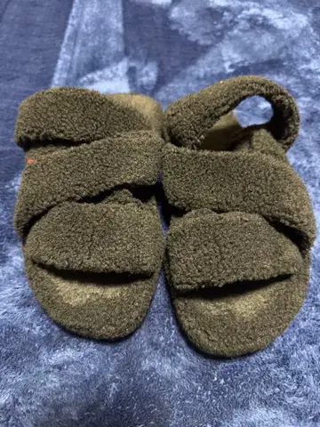 헌터 플리스 샌들