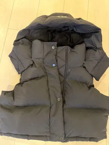 룰루레몬 다운 베스트 다크 그레이