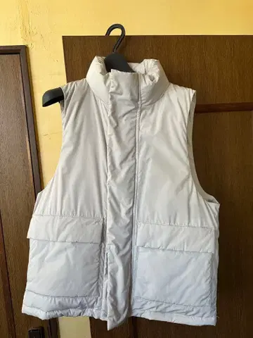 BEAMS HEART 라이트 그레이 다운 베스트 S