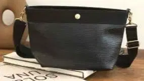 탑카피 블랙 숄더 VERY 게재