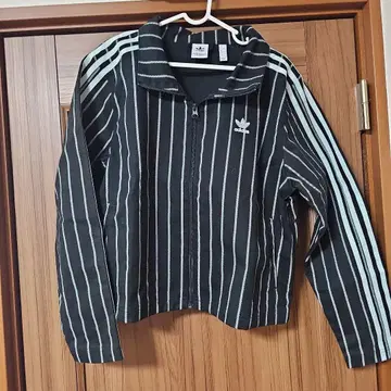 아디다스 adidas 스트라이프 자켓