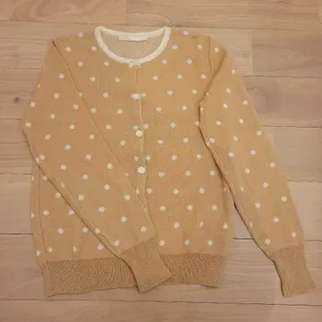 베이지 도트 무늬 니트 가디건