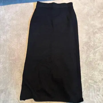 뷰티 앤 유스 타이트 스커트