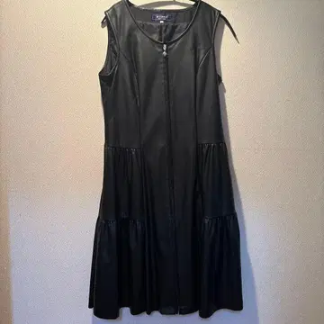 M'S GRACY 슬리브리스 블랙 원피스 40