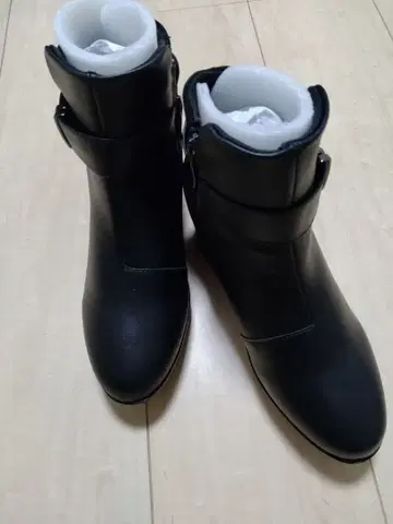 [ 미사용 ] 블랙 웨지 부츠