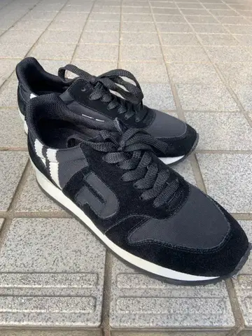 패트릭 PATRICK PUSEY 39 블랙 스니커즈