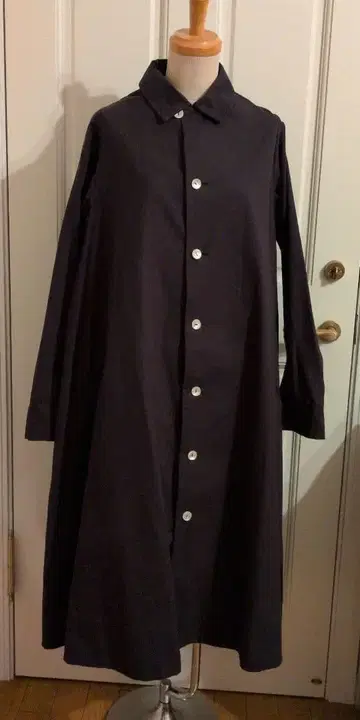 베리떼꾸르 블랙 롱 코트