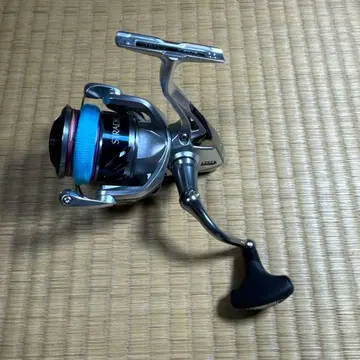 시마노 스트라딕 4000