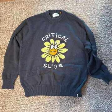 Critical Slide XL 니트 스웨터 다크 그레이