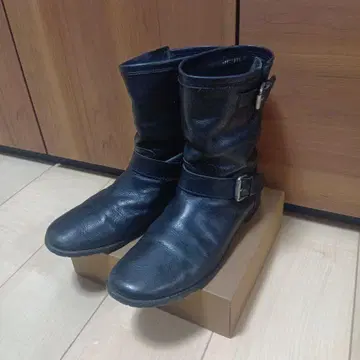 마가렛호웰 엔지니어 부츠 블랙 24.5 cm