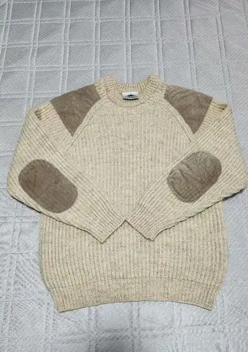 Black Sheep 니트 스웨터