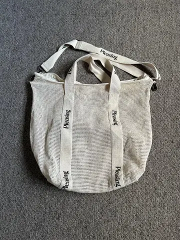 Pleasing 메쉬 토트백 / 플러싱 / 해리 스타일스