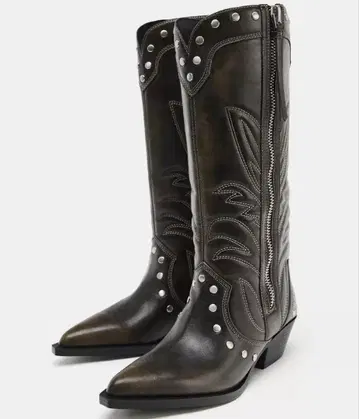ZARA 스터드 카우보이 부츠
