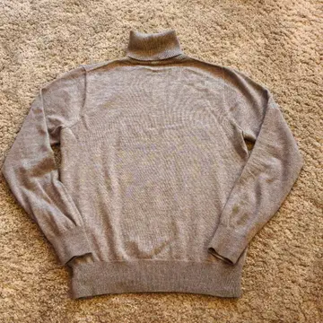 UNIVERSAL LANGUAGE 그레이 울 터틀넥 S