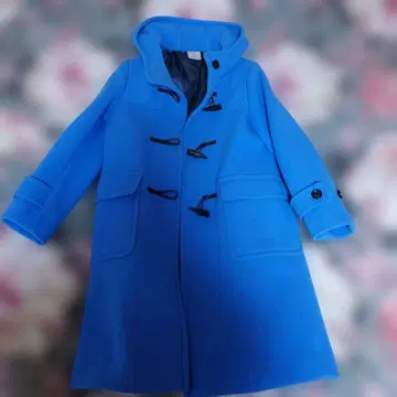 파란색 더플 코트 토글 버튼 포함