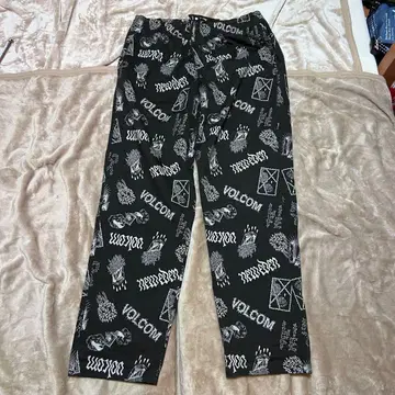VOLCOM 블랙 그래픽 팬츠