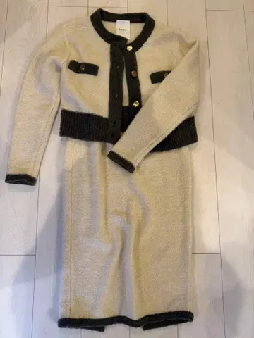 Her lip to 셋업 스커트 셋업