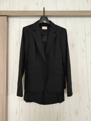 [일본제] Aylesbury 블랙 수트