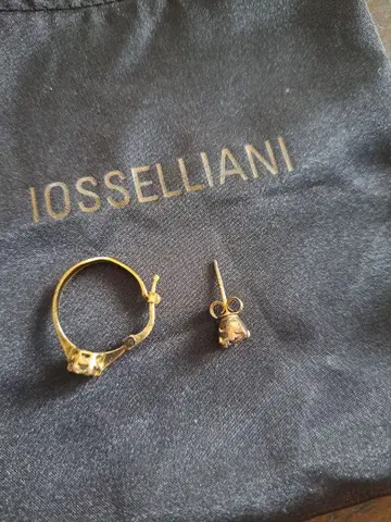 IOSSELLIANI 비대칭 귀걸이