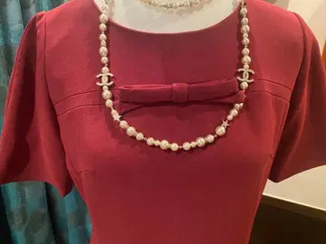 새상품급 DAMA collection 버건디 리본 포함 반팔 원피스