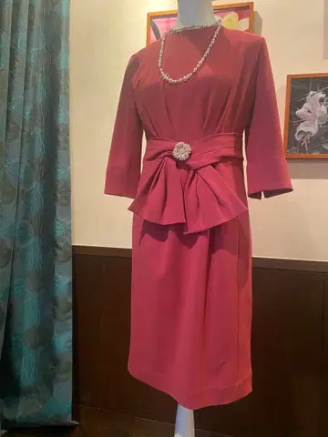 새상품급 DAMA collection 로즈 핑크 페플럼 드레스 7부 소매