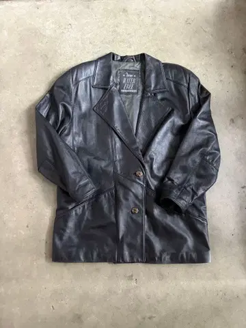 WATER FREE Fritala 블랙 가죽 자켓