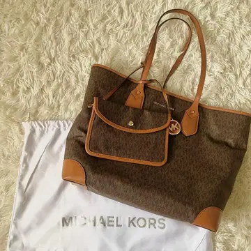 [ 미사용급 ] MICHAEL KORS 브라운 토트백 파우치 포함 A4