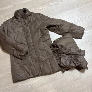 맘 자켓 몽베베 브라운 다운 자켓 후드 부착 아기띠