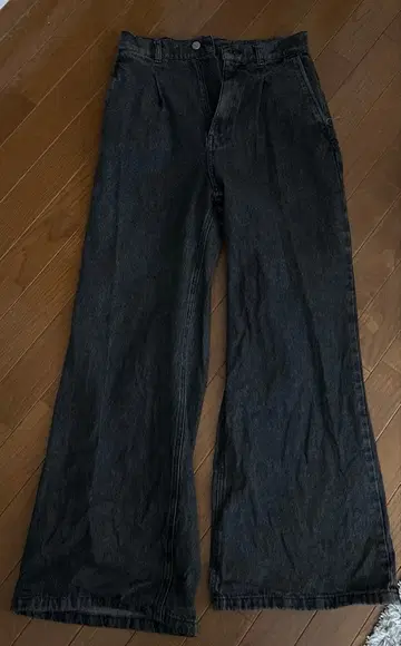 다크 그레이 와이드 레그 데님 팬츠