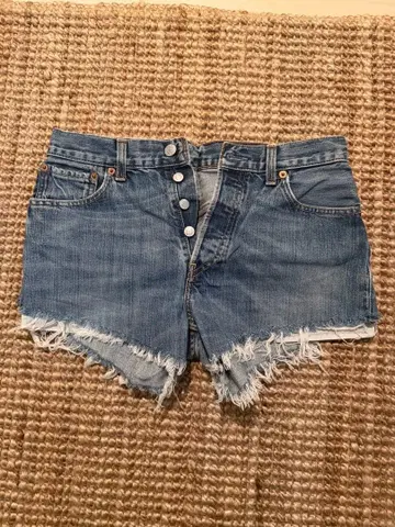 Levi's 501 라이트 블루 숏팬츠 32