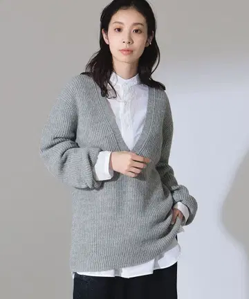 새상품, 미사용 Demi-Luxe BEAMS 알파카 V넥 니트