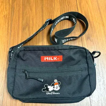 디즈니 리조트 MILKFED. 콜라보 밀크페도 숄더