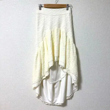 [ 미사용 새상품 ] RESEXXY 레이스 스커트 비대칭 F 화이트