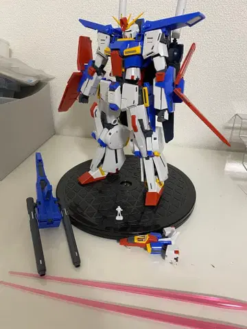 MG ZZ 건담 ver.ka 조립 완성품