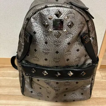 MCM 실버 스터드 백팩