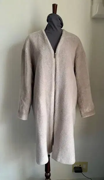 SOEJU 소주 울 보아 지퍼 코트 프리 사이즈