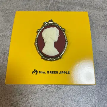 Mrs. GREEN APPLE 카메오 핀즈