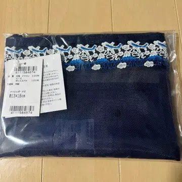 치카자와 레이스점 for ANA 콜라보 메쉬 파우치