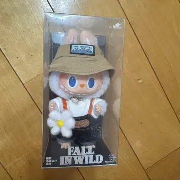 popmart 러브브 FALL IN WILD
